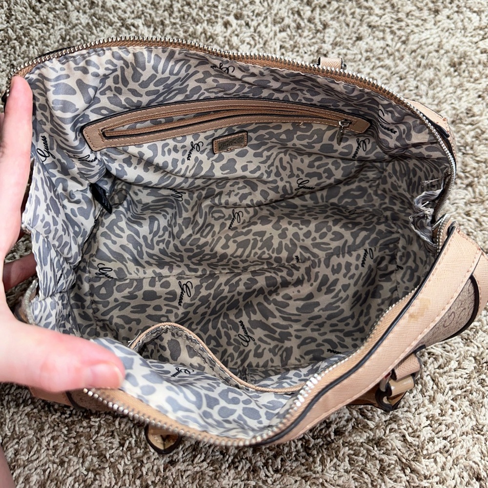 Guess bag - Picture 3 of 7